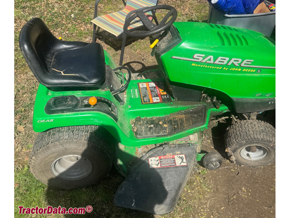 Sabre 1742GS lawn tractor.