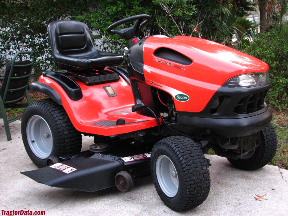 TractorData Scotts L2548 Tractor Photos Information