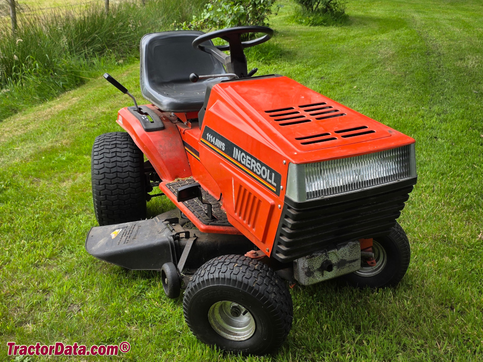 Ingersoll 1114 AWS all-wheel steer lawn tractor.