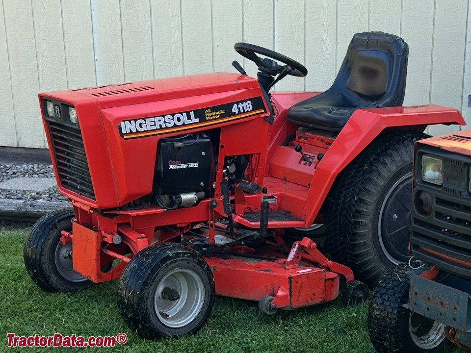 Ingersoll 4118 garden tractor.