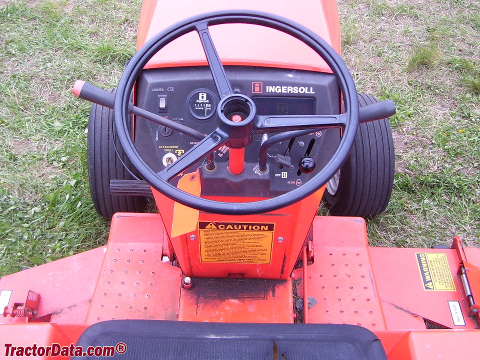 Ingersoll 3016 operator station and controls.