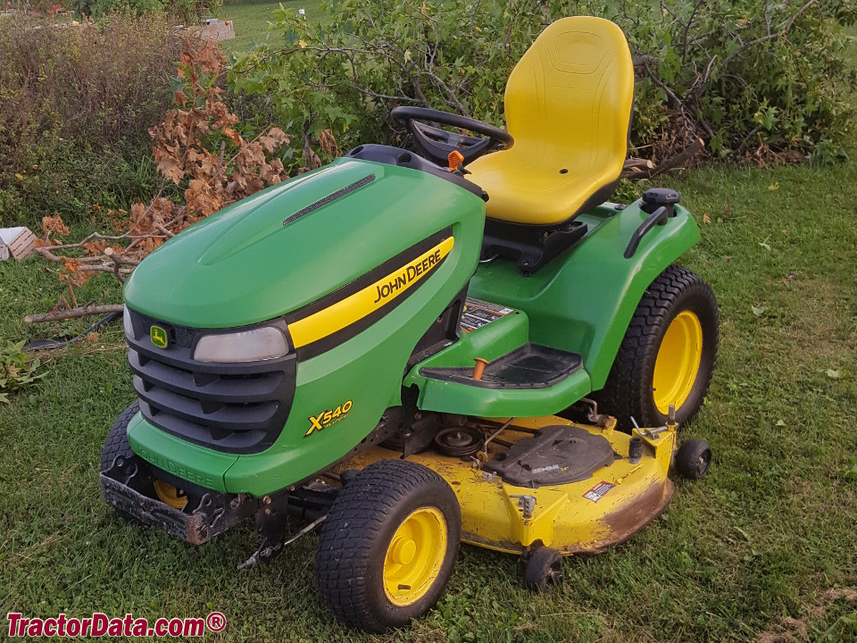 John Deere X540