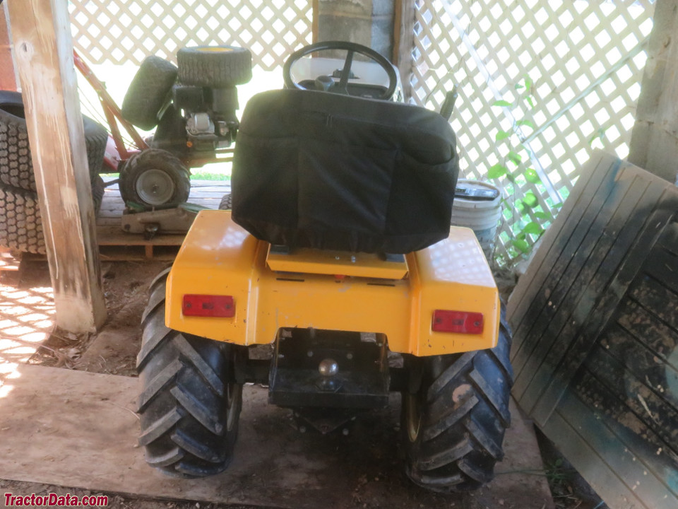 Cub Cadet 1810, rear view.