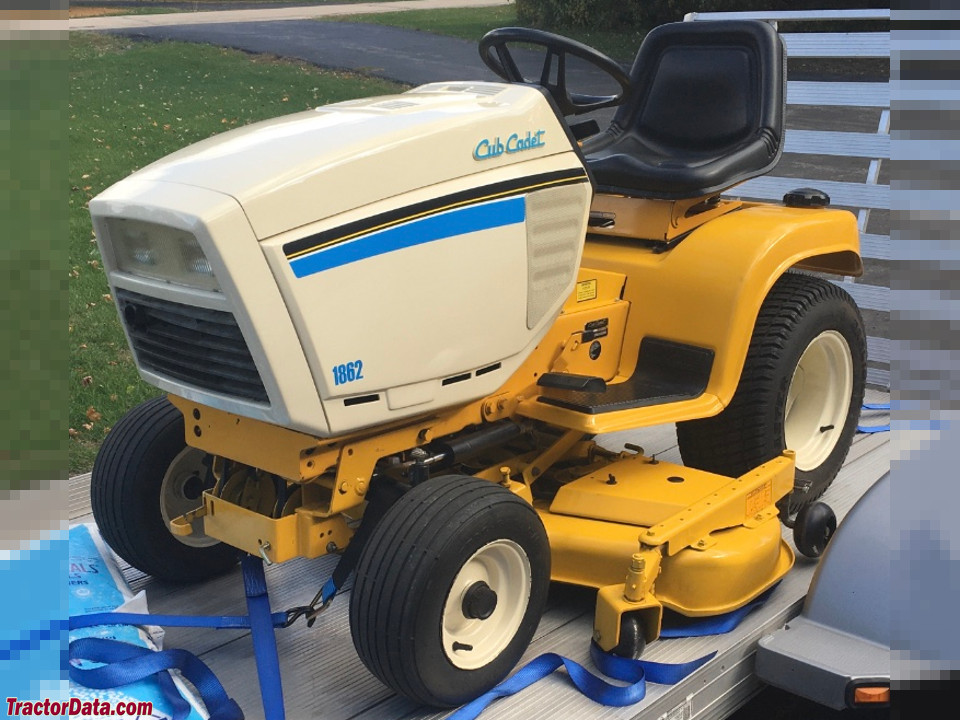 Cub Cadet 1862, front left view.