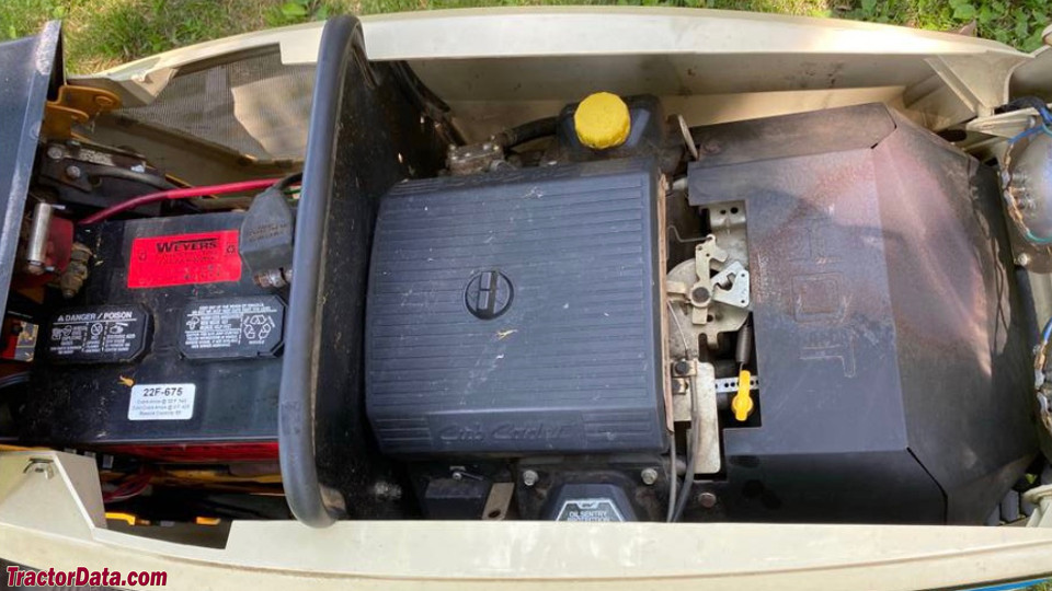 Cub Cadet 2284 engine image