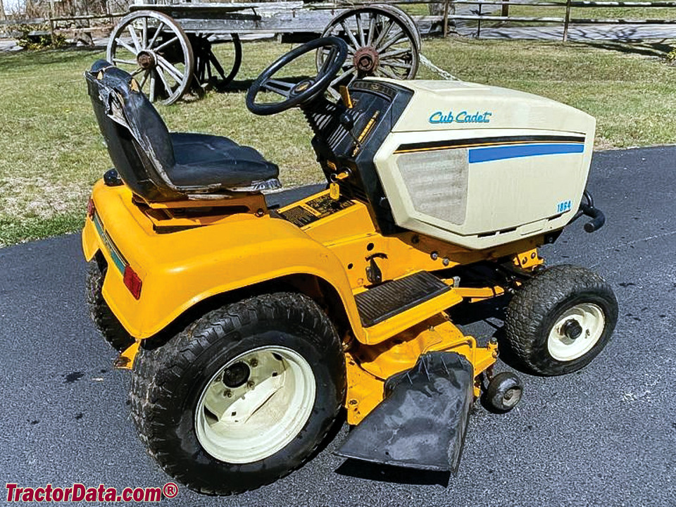 Cub Cadet 1864, right side.