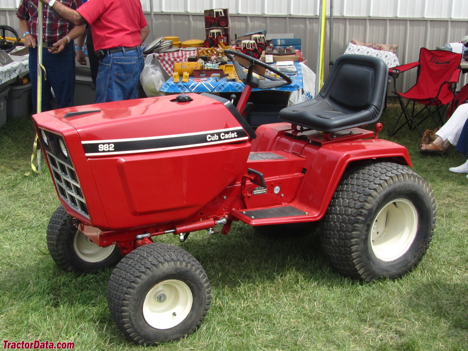 Cub Cadet 1912 Tractor Information All In One Photos