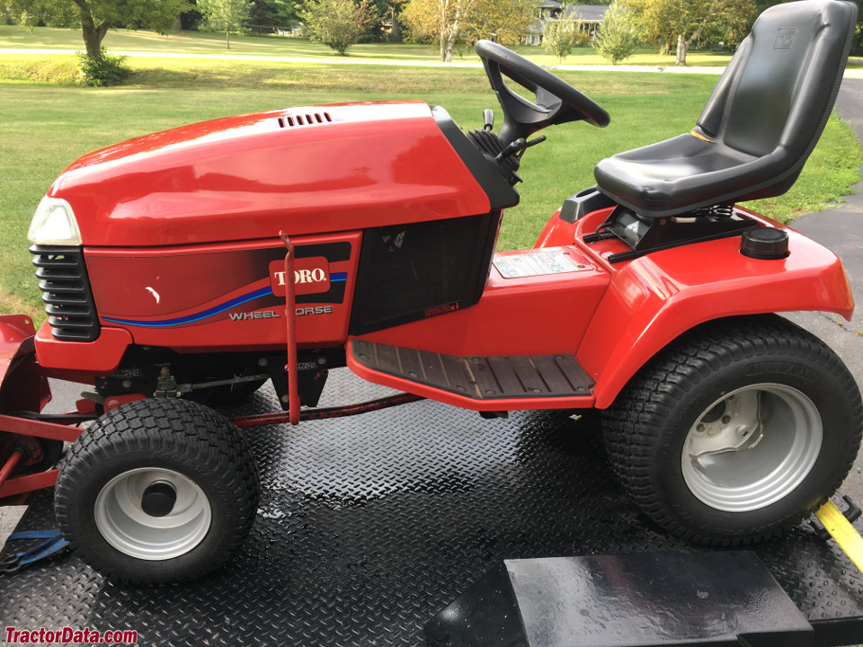 Toro 522xi, left side.