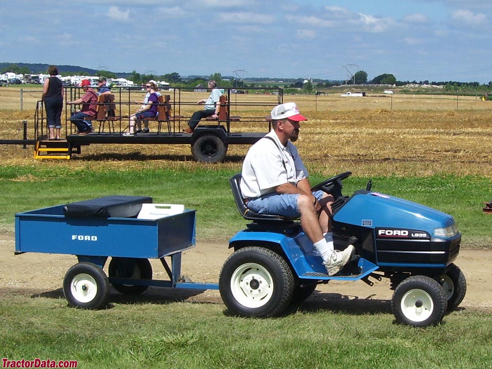 Ford ls25 lawn mower #3