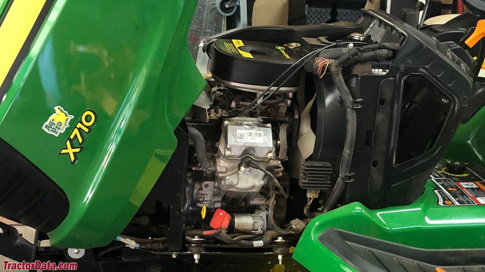 John Deere X710 engine image