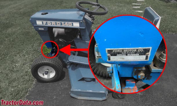 1969 Ford 120 tractor