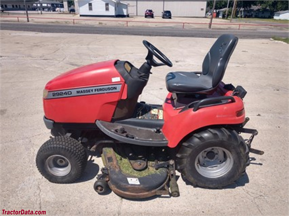 Massey Ferguson 2924D