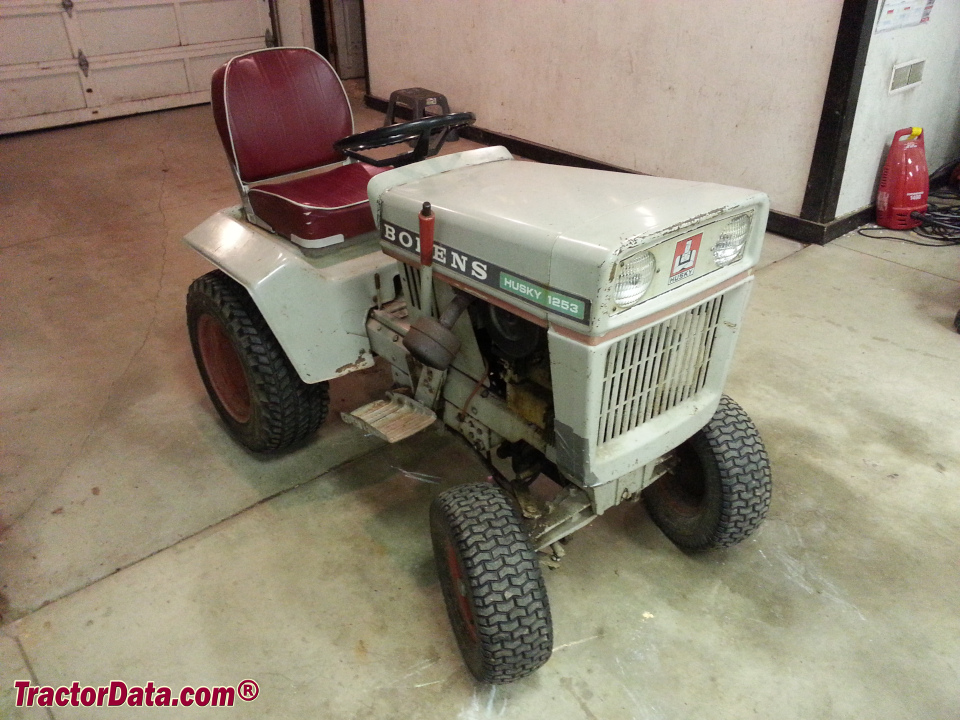 Bolens 1253 garden tractor.