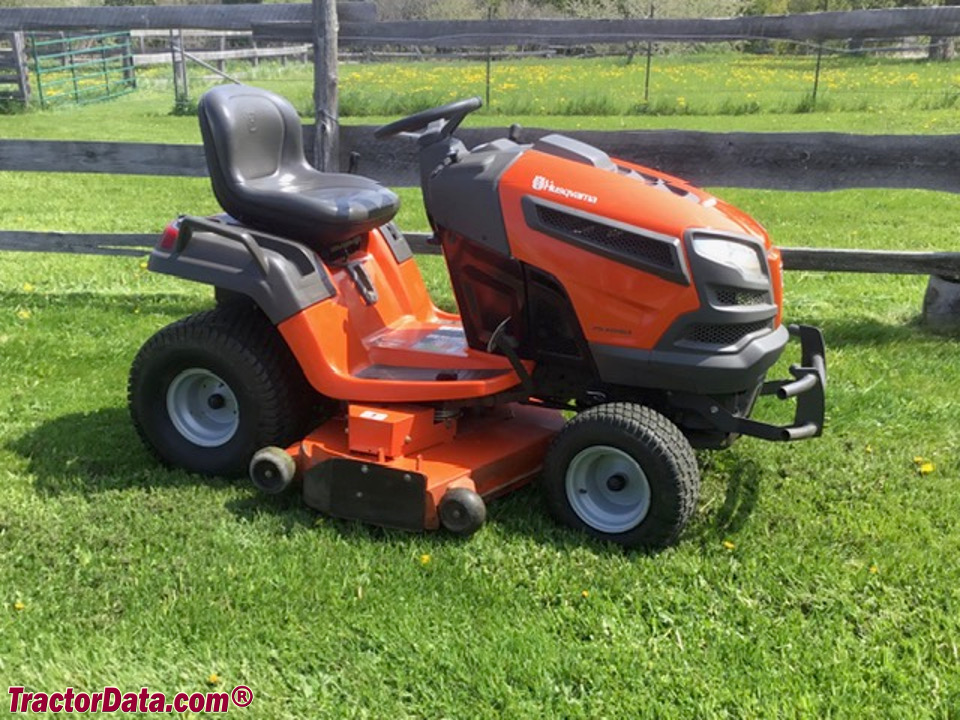 Husqvarna YTH24V48LS