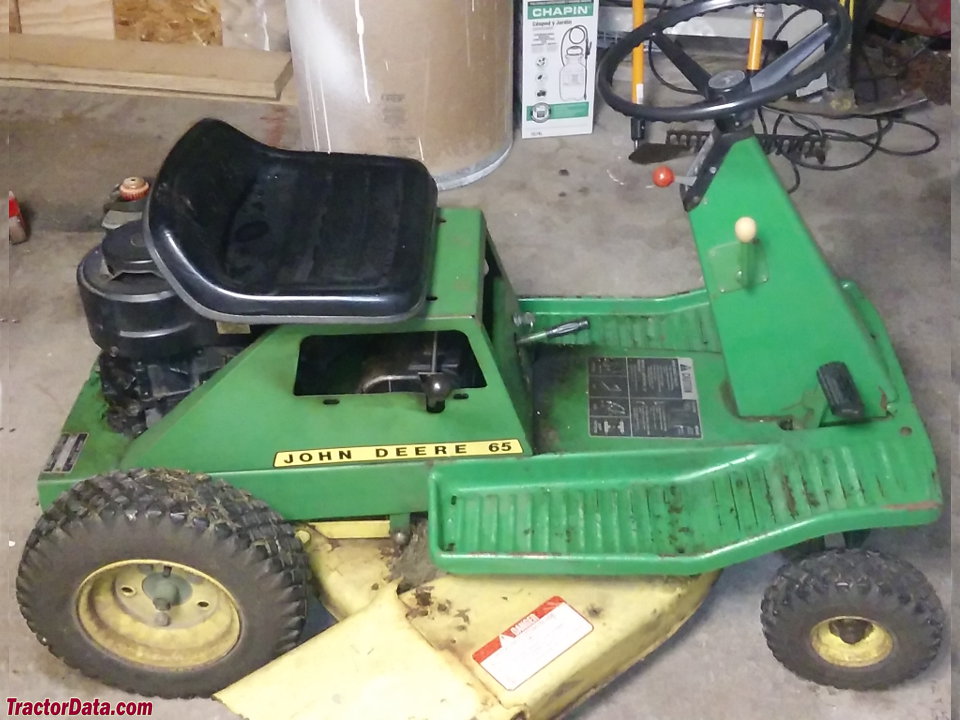 John Deere 65