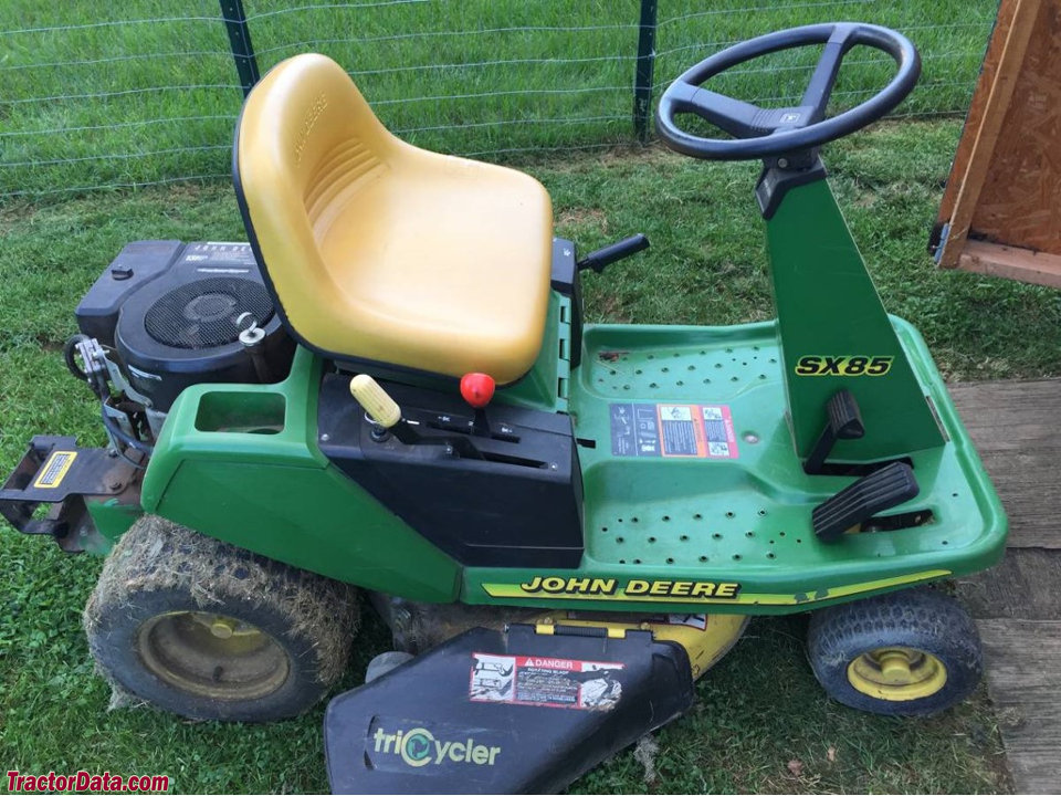 John Deere SX85