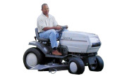 White GT-225 lawn tractor photo