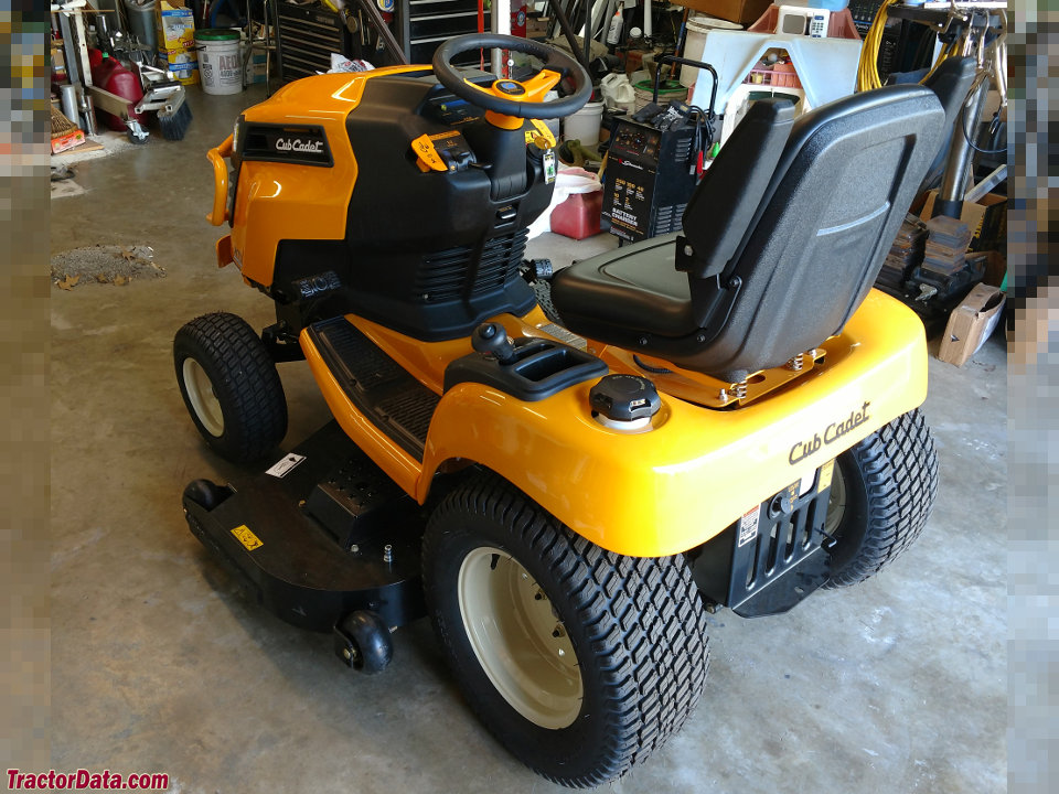 Cub Cadet XT3 GSX tractor photos information