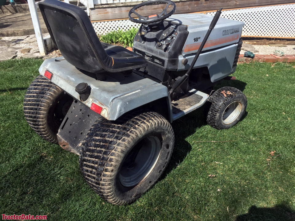 Craftsman Gt 18 Hp Garden Tractor At Craftsman Riding Mower