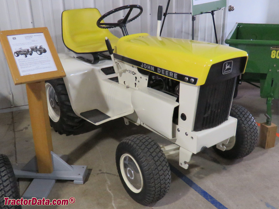 John Deere 110 Patio Series in yellow.