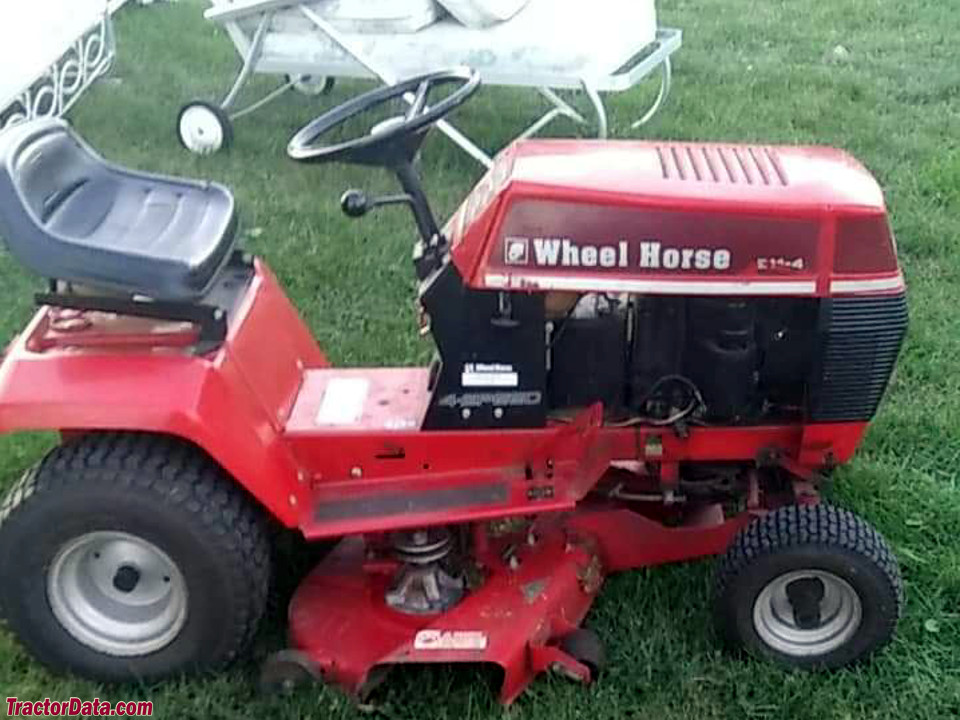 Wheel Horse 211-4