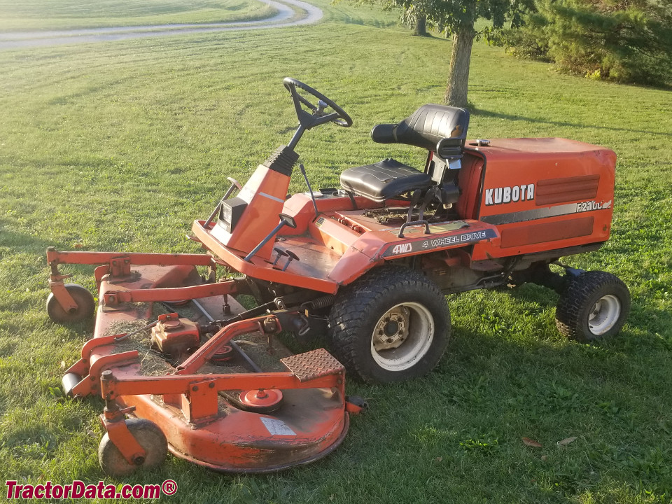 Kubota F2100