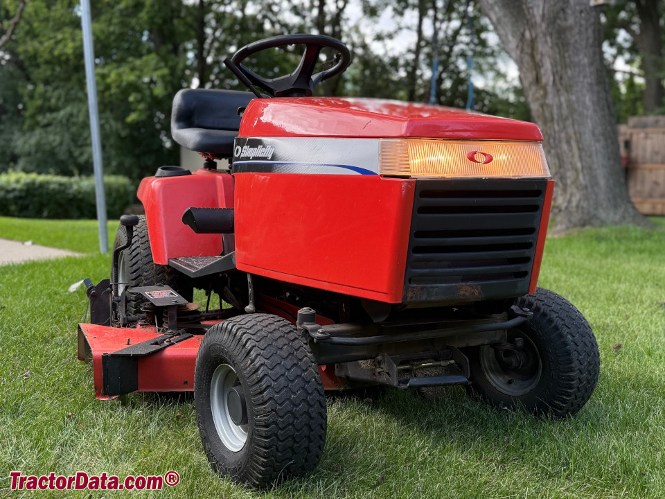 Simplicity Broadmoor 17H lawn tractor.