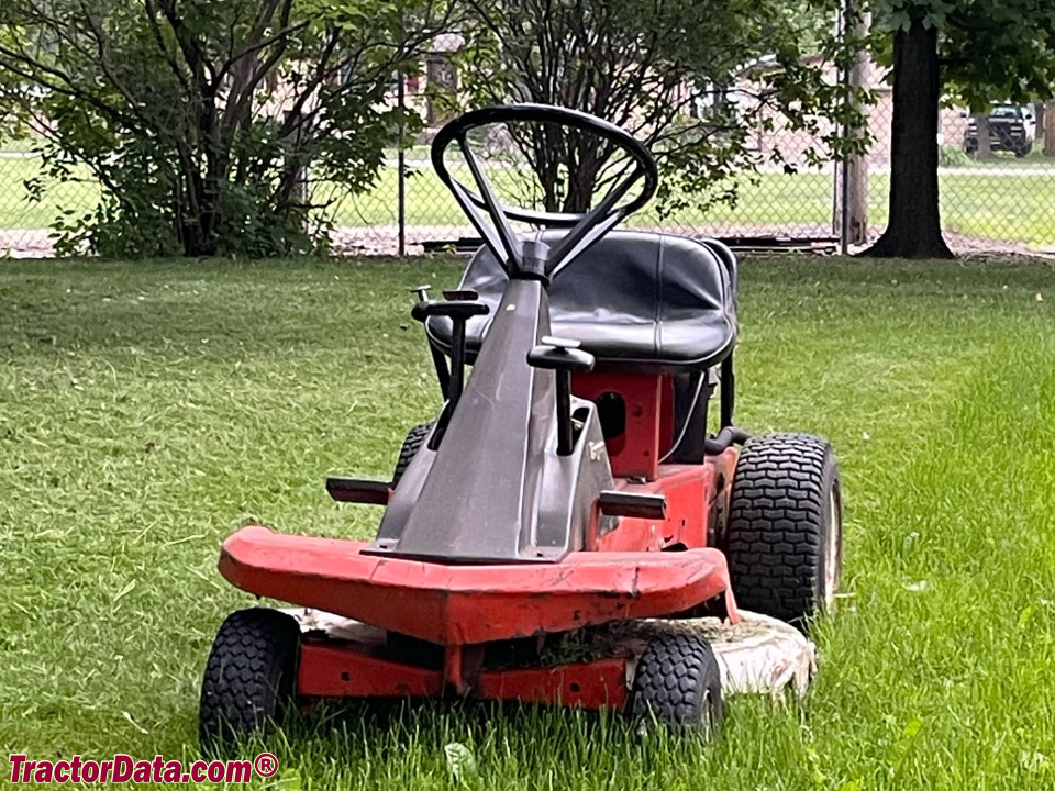 Ariens Emperor 8