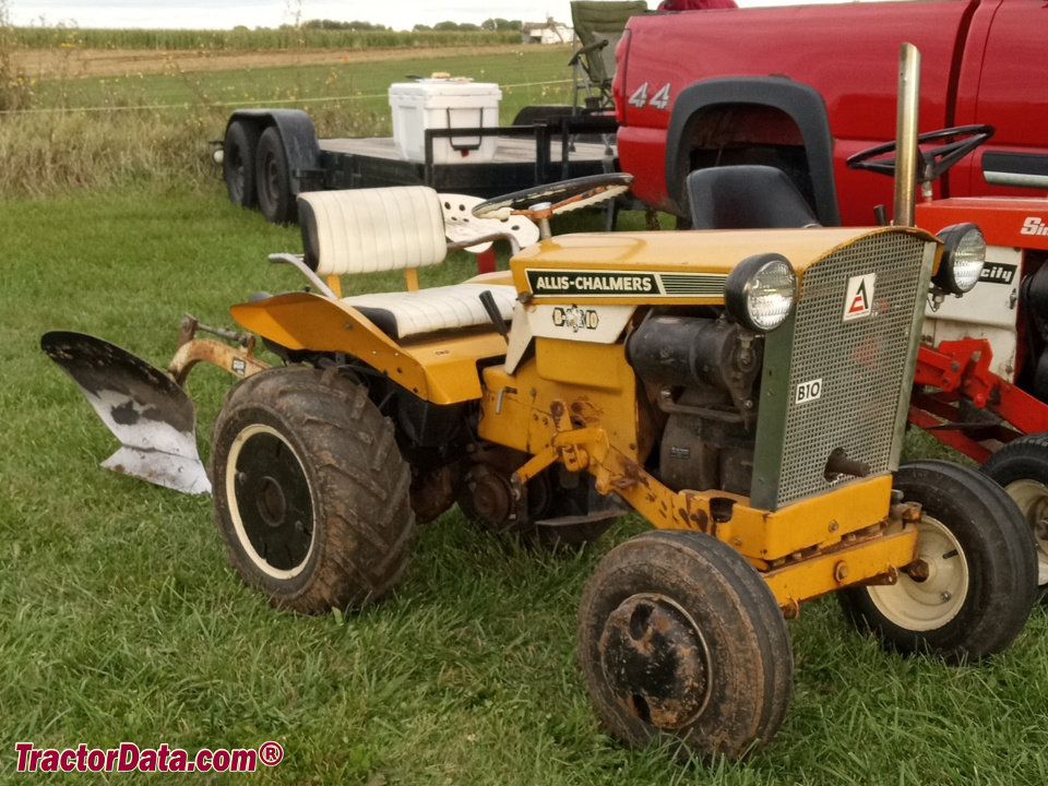 Allis-Chalmers B-10 garden tractor, right side.