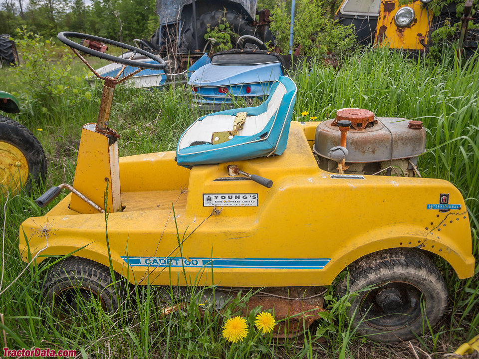 Cub Cadet 60