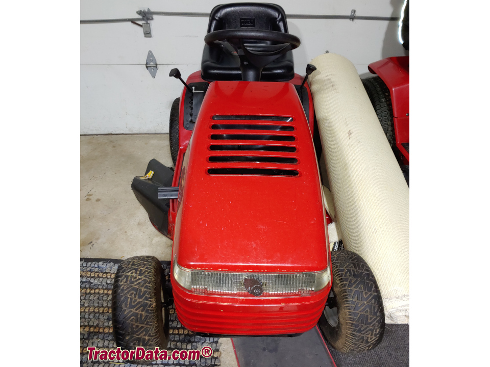 Toro Wheel Horse 13-383XL lawn tractor.
