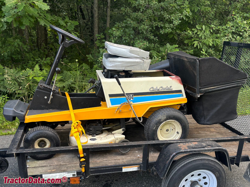 Cub Cadet 804 riding lawn mower with bagger.