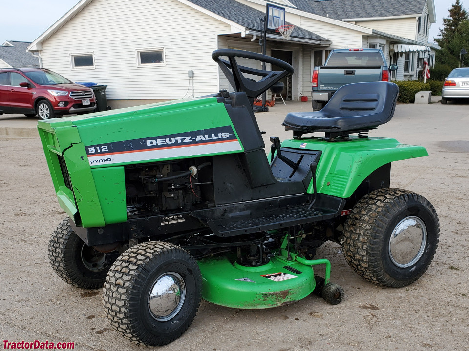 TractorData.com Deutz-Allis 512H tractor photos information