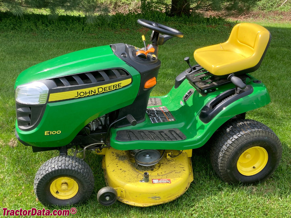 John Deere E100