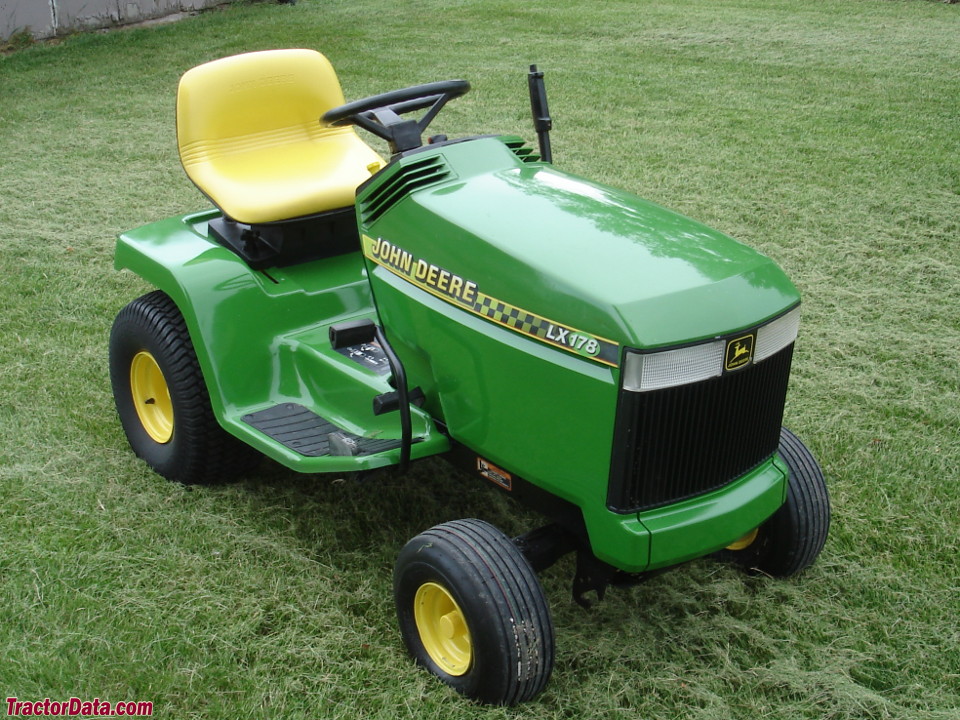 John Deere LX178 Motorsports