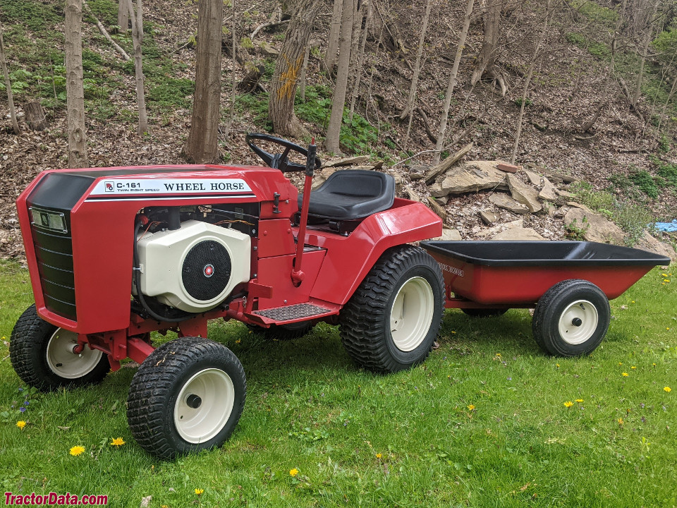 Wheel Horse C161 Twin tractor photos information