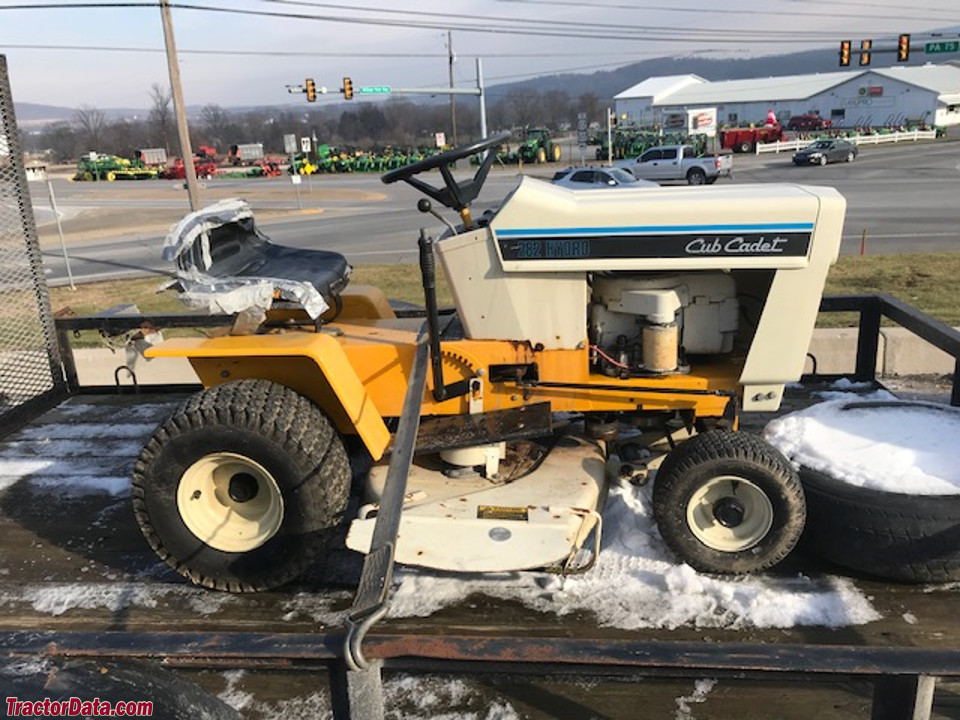 Cub Cadet 282