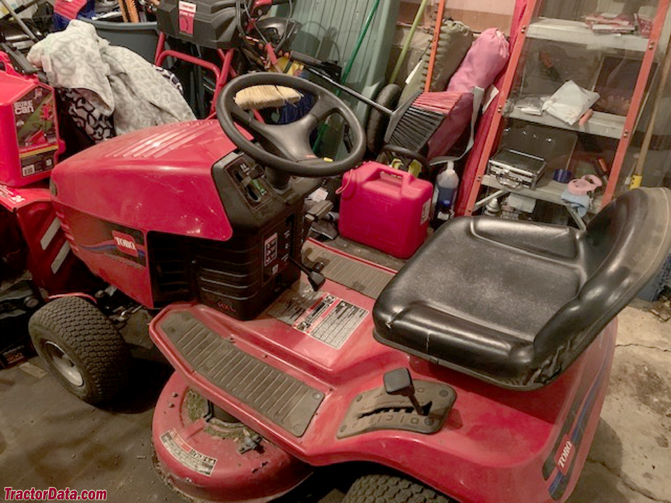 TractorData Wheel Horse 16 38HXL tractor information