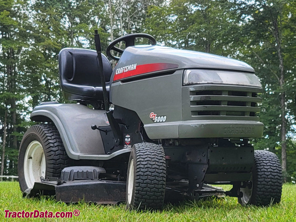 Sears Craftsman 917.27597 GT 5000 garden tractor.