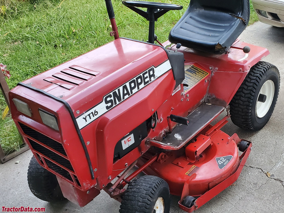 Snapper YT16