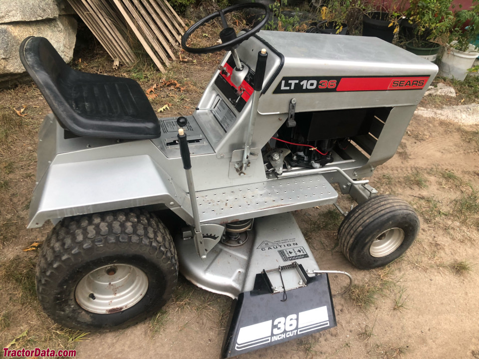 TractorData Craftsman 917.25535 LT 10 36 tractor photos information