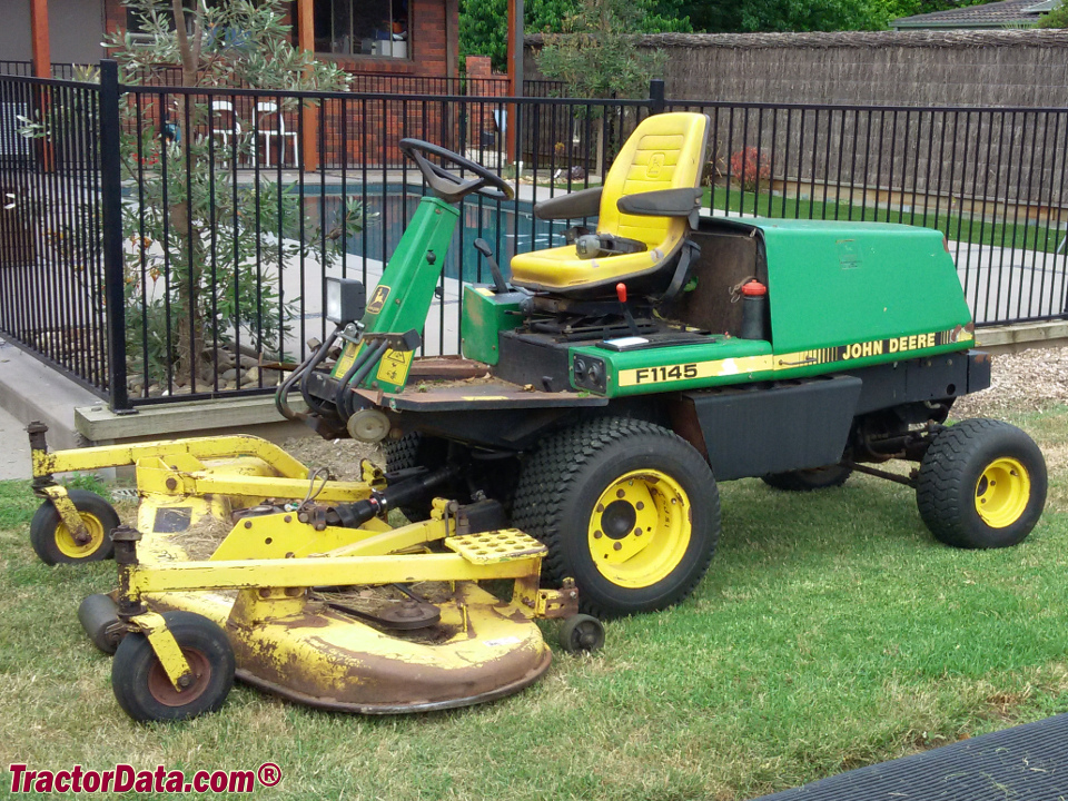 John Deere F1145