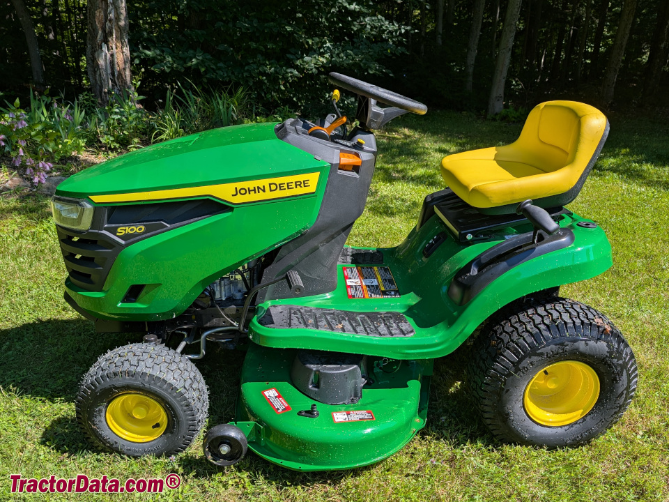 2026 John Deere S100 lawn tractor.