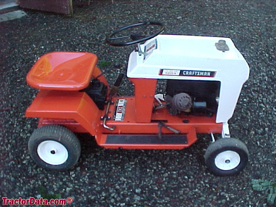 Craftsman 131.9631 lawn tractor.