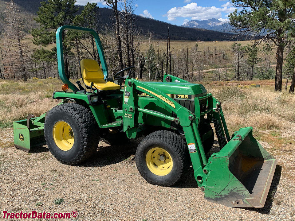 John Deere 756