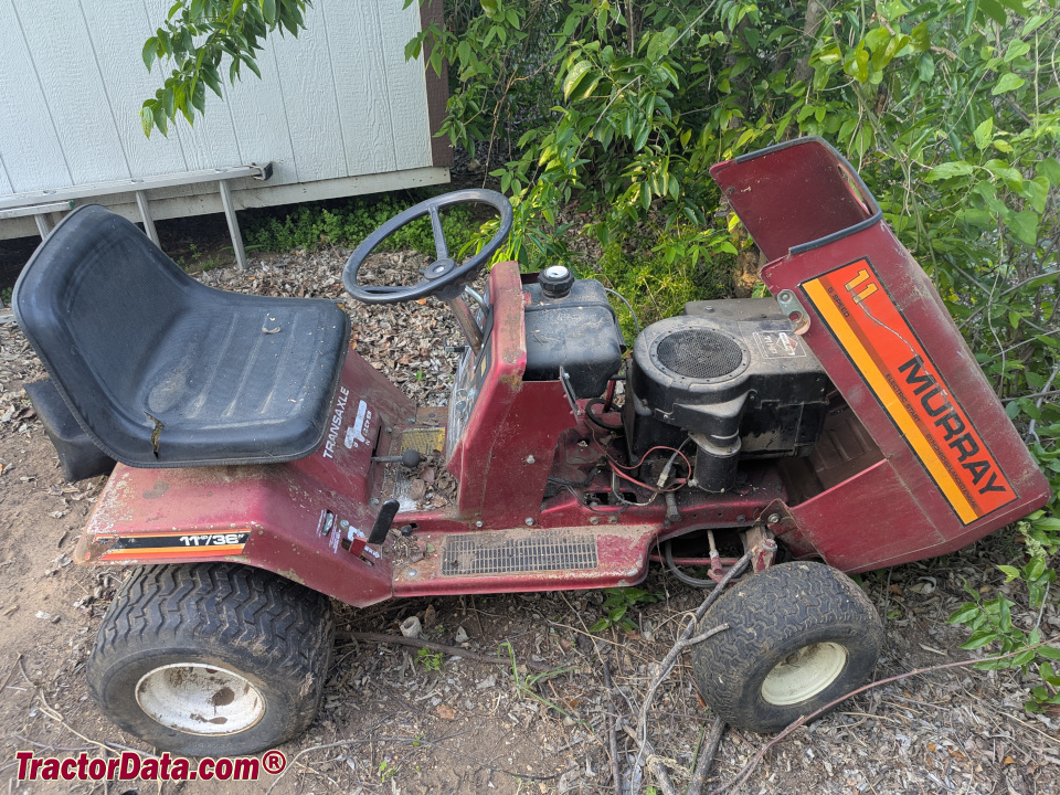 Murray 36508 lawn tractor.