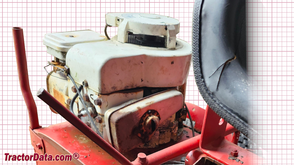Snapper 2550 engine image