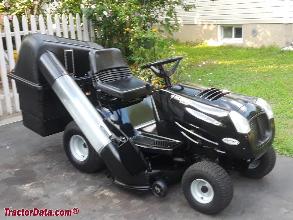 Murray 425001X8A lawn tractor.
