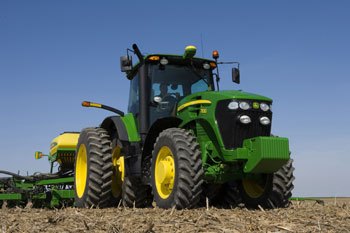 JOhn Deere 7830 tractor