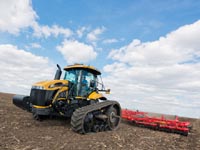 Challenger MT755D Series Track Tractor discing a field